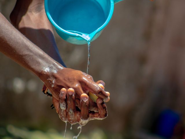 Précautions face à la menace d’Ebola